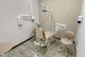 burlington-dentist-cosmetic-dentistry-room-1
