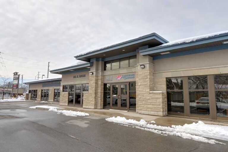 st-catharines-dentist-front-entrance-1