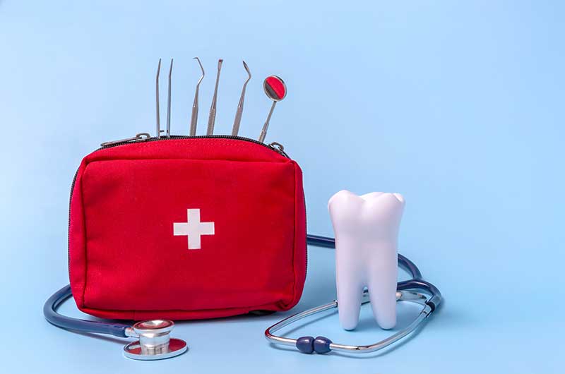 image depicting emergency dental services