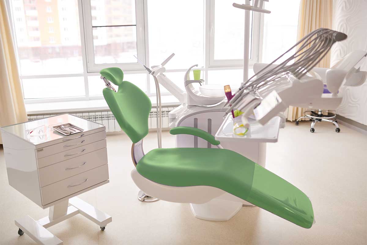 empty dentist chair welcomes patients to get CDCP covered dental care